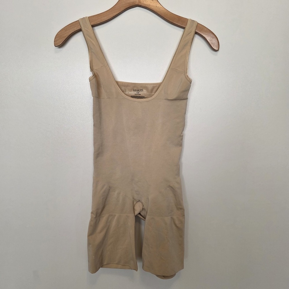 ASSETS SPANX Body Slimmer Bodysuit Shapewear Tummy Control Beige 1X